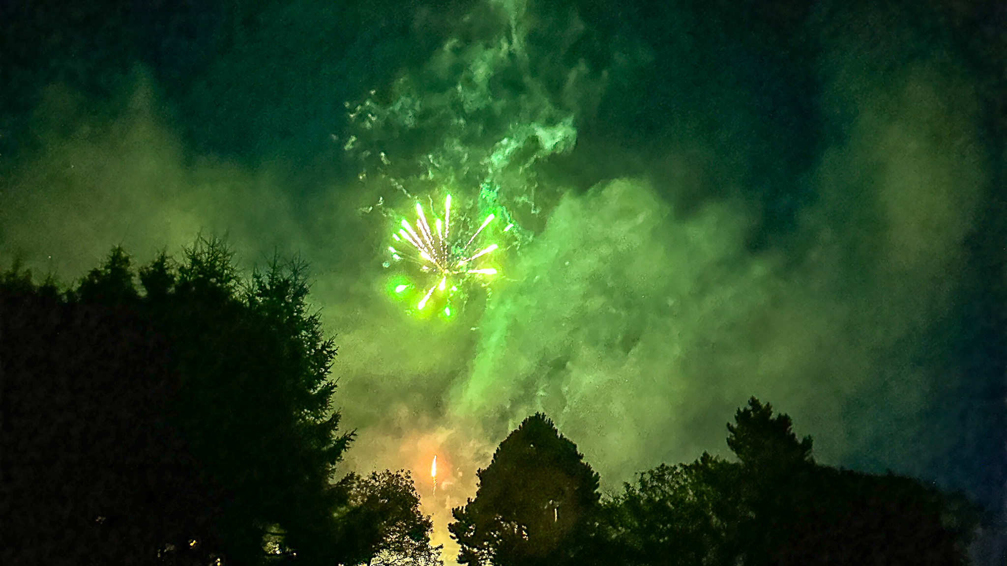 Feu d'Artifice à Super Besse, séjour au Chalet Cascade à Super Besse
