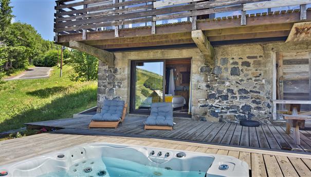 Chalet atypique à Super Besse dans le Massif du Sancy