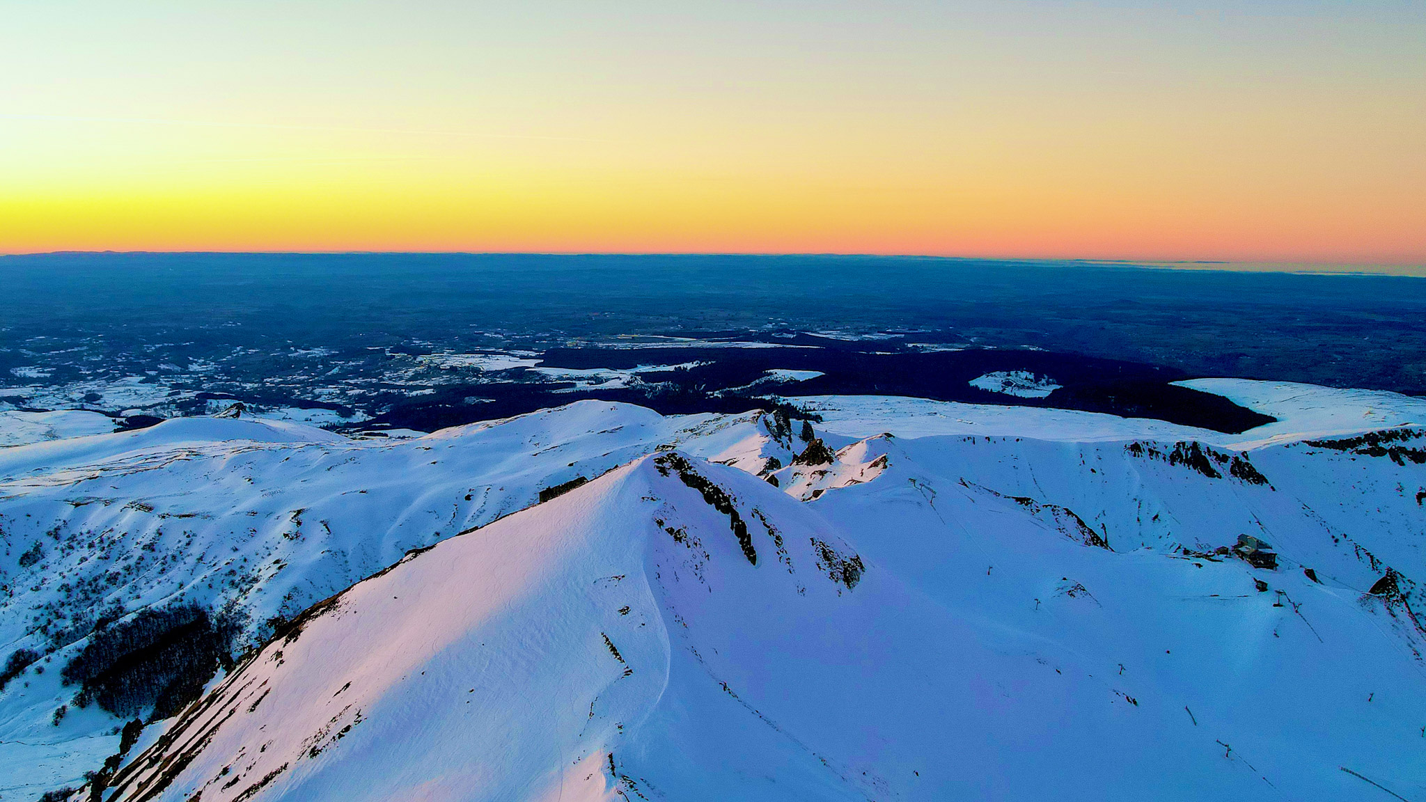 Le Puy de Sancy enneigé