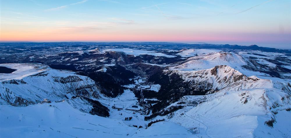 Le Puy Gros dominant la ville du Mont Dore