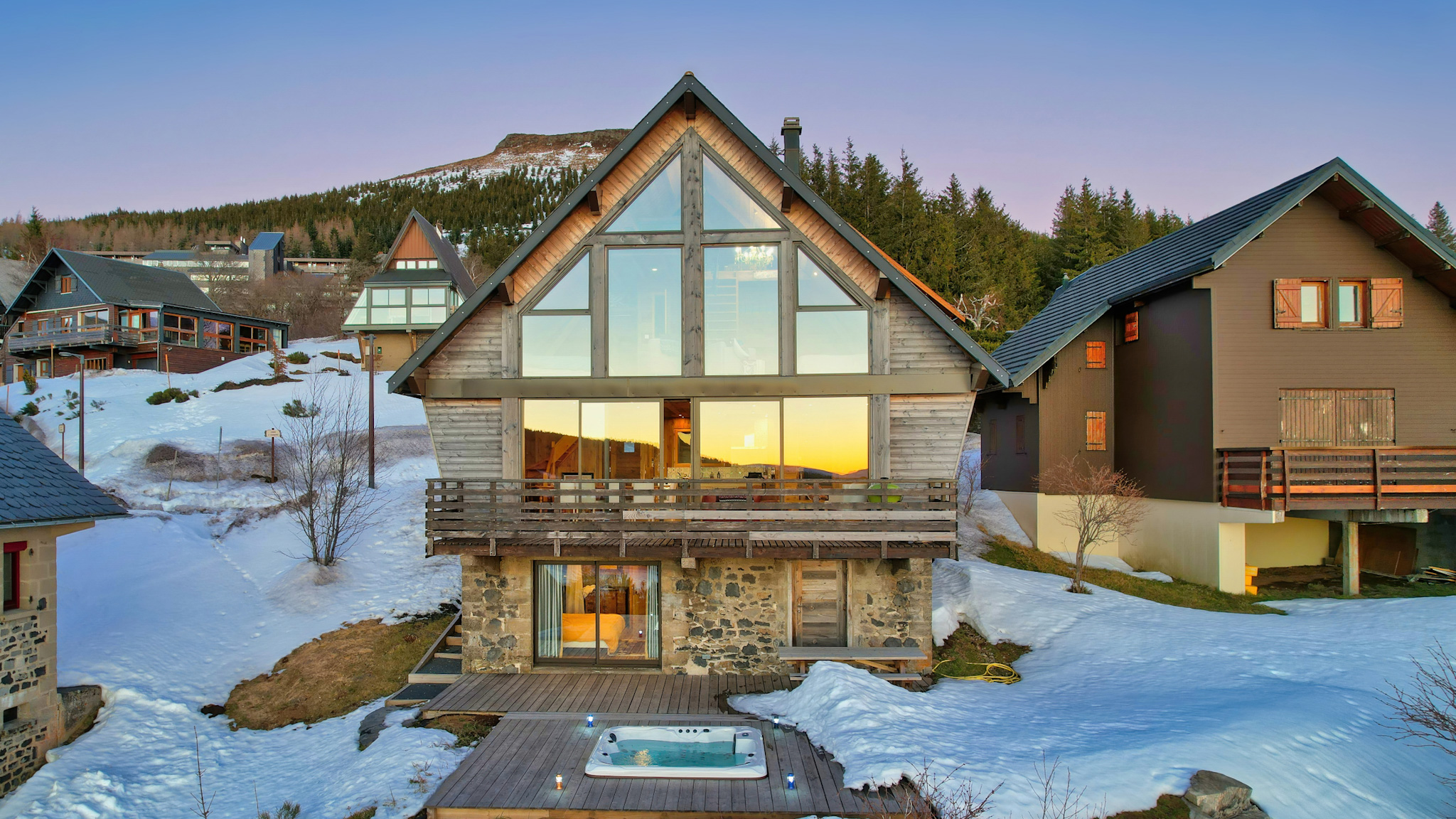 Chalet avec Spa Privatif à Super Besse