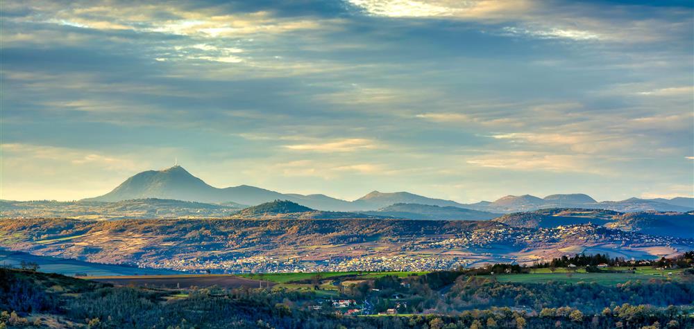La Chaine des Puys et le Plateau des Monts Dôme
