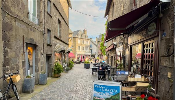 Besse et Saint Anastaise, les produits locaux