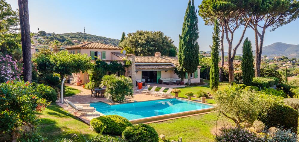 Villa provencale à Saint Maxime, parc arboré, piscine privative