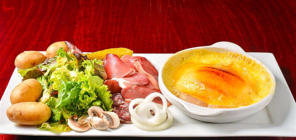 Charcuterie auvergnate